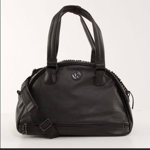 Lululemon Still Groovy duffle